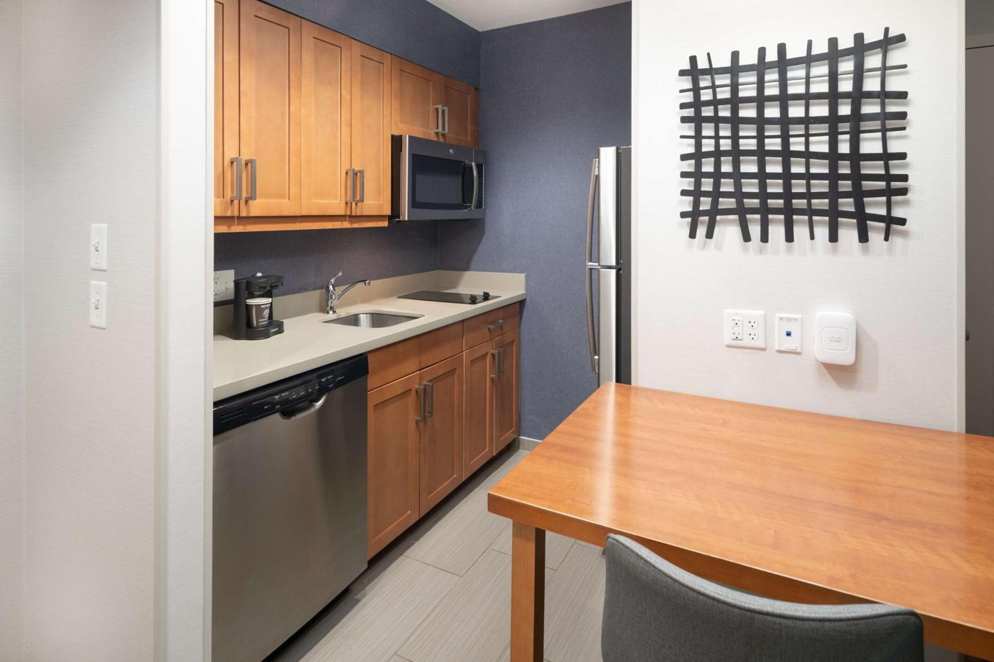 Homewood Suites By Hilton Gateway Hills Nashua Exterior photo
