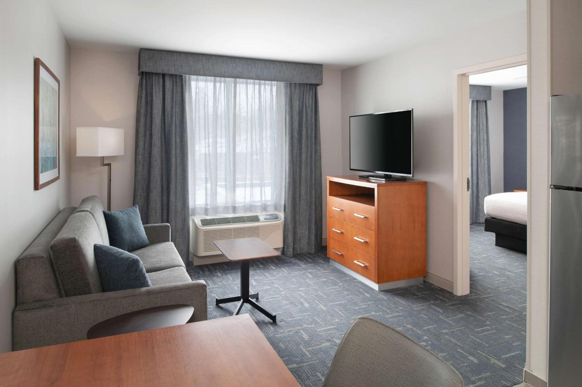 Homewood Suites By Hilton Gateway Hills Nashua Exterior photo