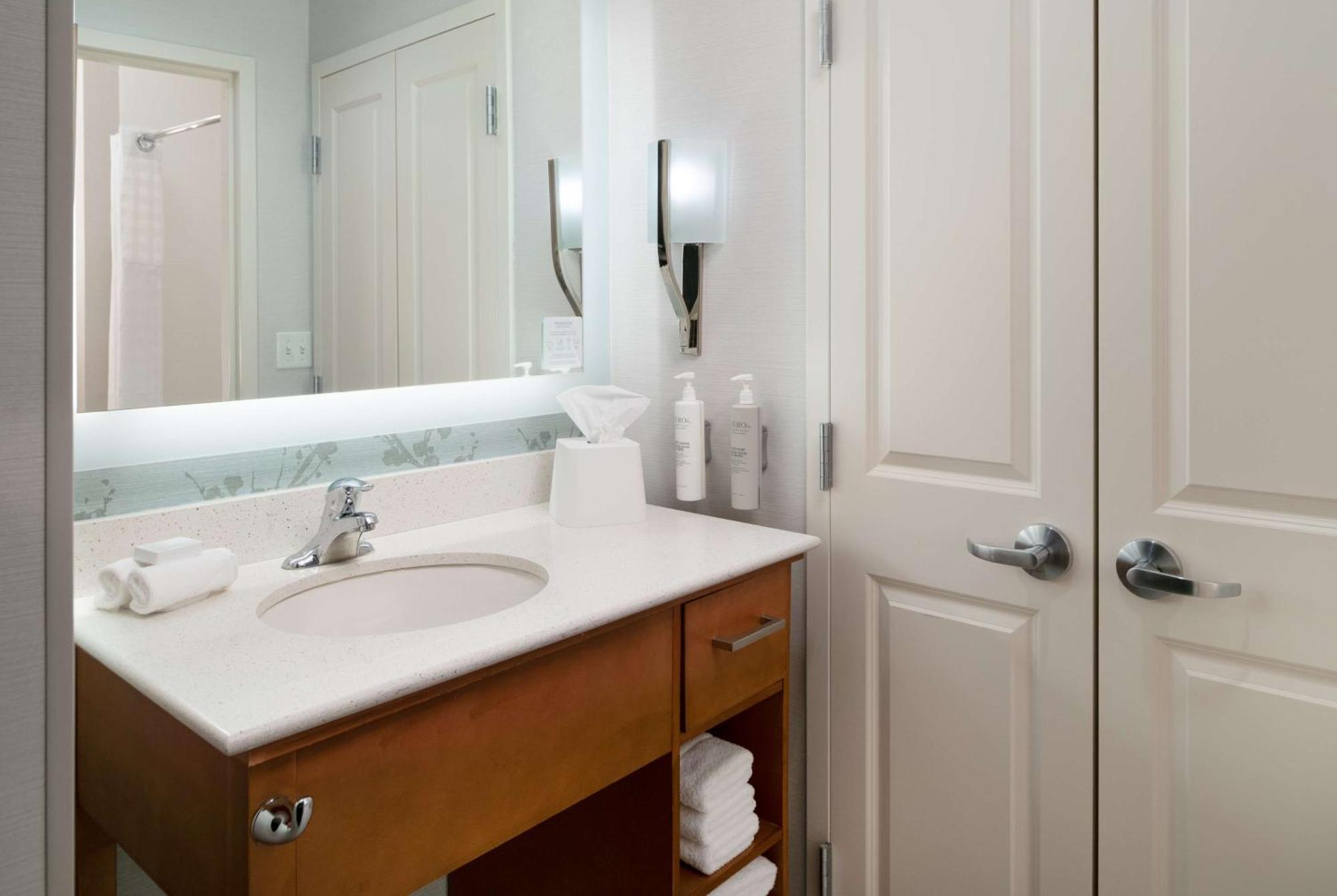 Homewood Suites By Hilton Gateway Hills Nashua Exterior photo